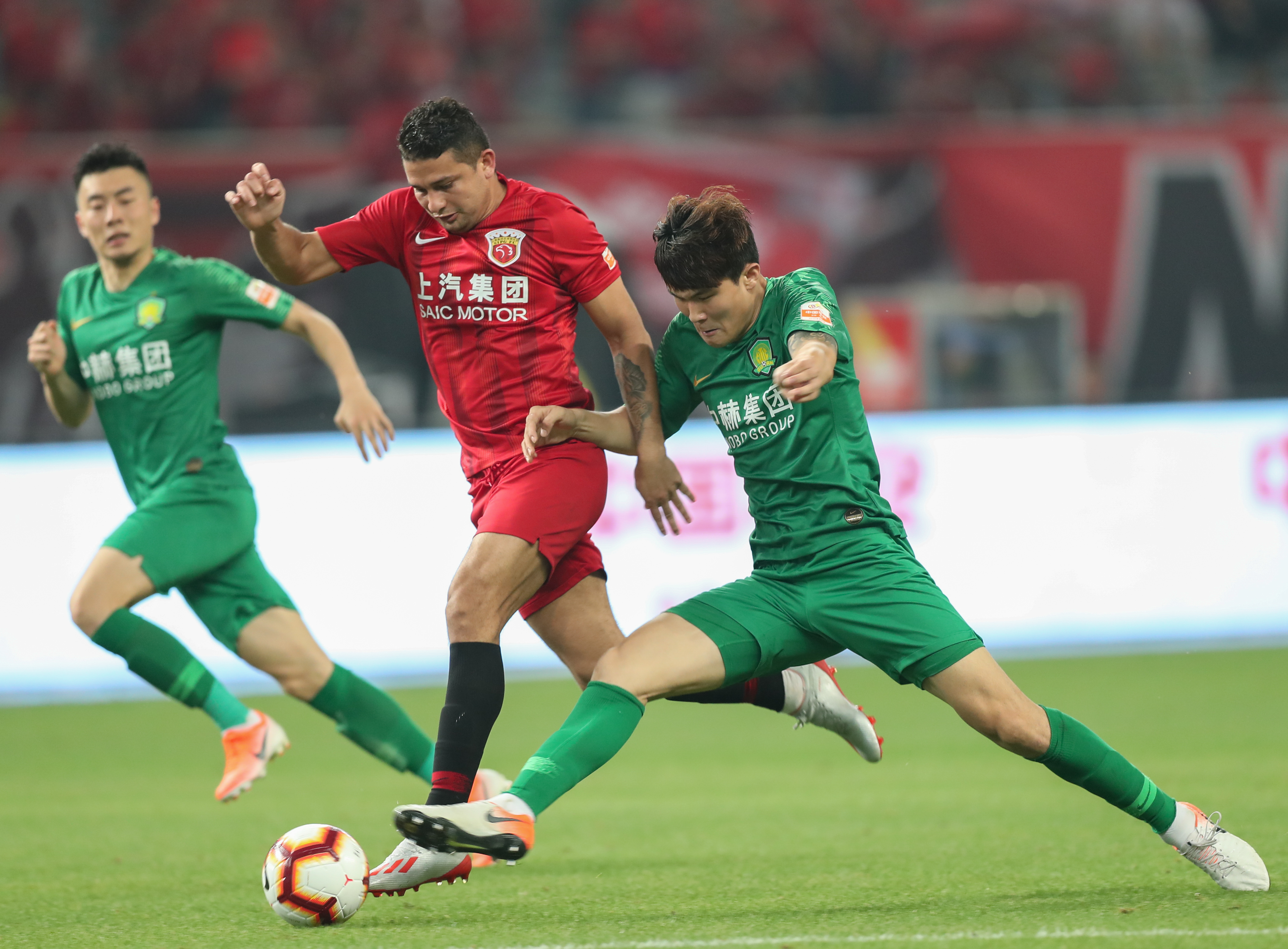 单届世欧预／欧预赛进球榜：哈兰德、莱万16球并列第一（世欧预／欧预赛单届射手榜：哈兰德与莱万同以16球领跑）