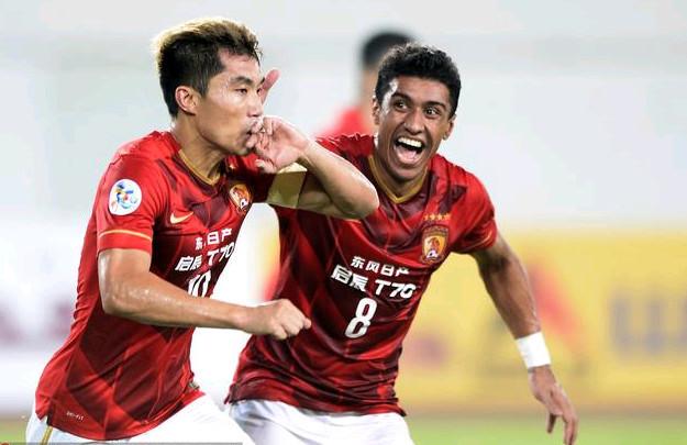 球星被拍到训练加练远射，努力程度获认可