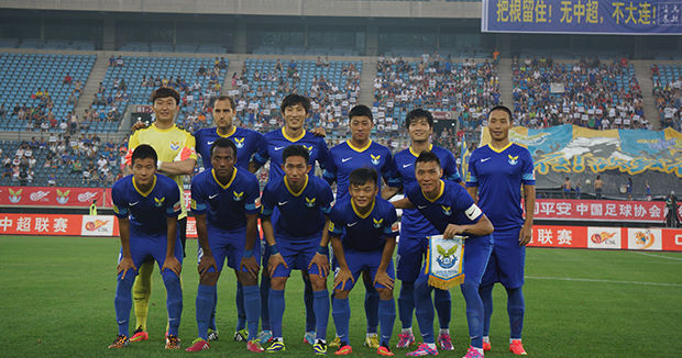 英超-曼联0-1不敌十人埃弗顿，盖耶染红霍尔一球制胜（英超：曼联0-1负于十人埃弗顿，盖耶染红，霍尔打入制胜球）