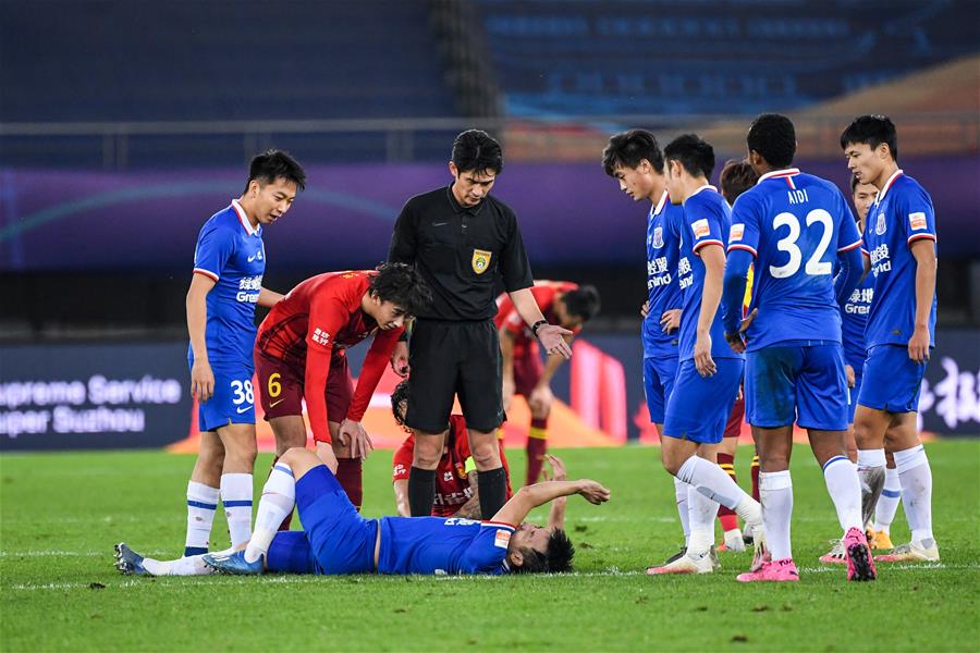 美国总统特朗普荣获首届国际足联和平奖 因凡蒂诺为其颁奖