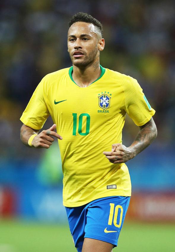 世欧预半场：瓦尔加凌空世界波，匈牙利暂2-1爱尔兰（半场战报：瓦尔加凌空抽射破门，匈牙利暂以2-1领先爱尔兰）