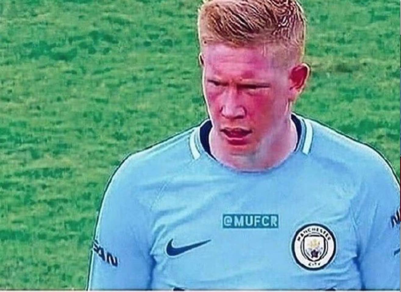 2026年世界杯阿根廷与葡萄牙分组，C罗与梅西将争夺冠军，竞争激烈，可能上演“火星撞地球”对决。（2026世界杯阿根廷同组葡萄牙：梅西C罗冲冠，巅峰对决一触即发）