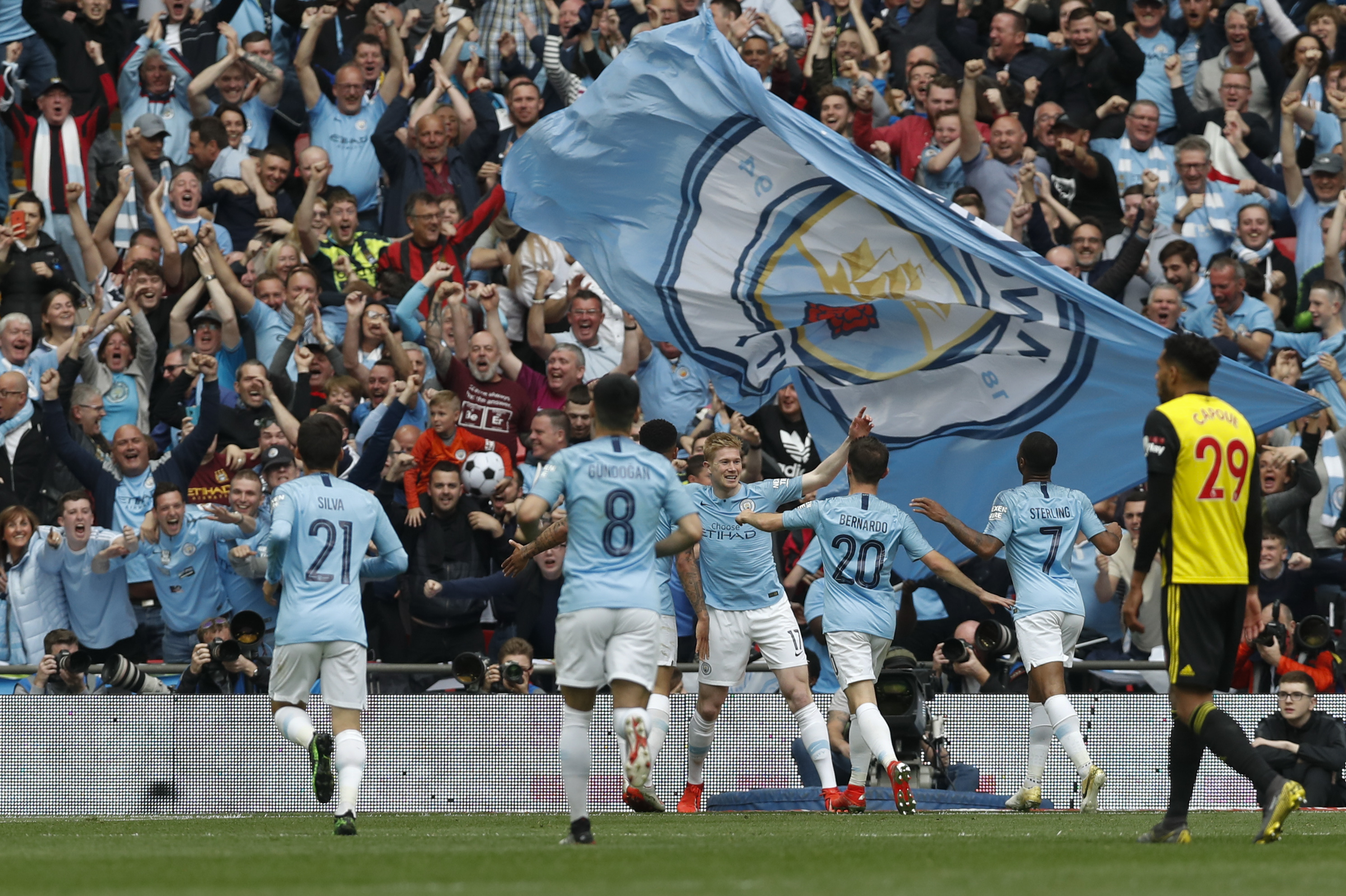 杜布拉夫卡：德国本可能进我们更多球，而我们却只有一次机会