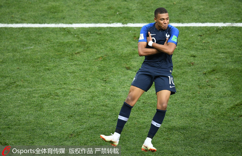 意媒：国米计划圣诞节前约见恰20经纪人，可能谈降薪续约一年（意媒：国米计划圣诞前与恰20经纪人会面，或讨论降薪续约一年）