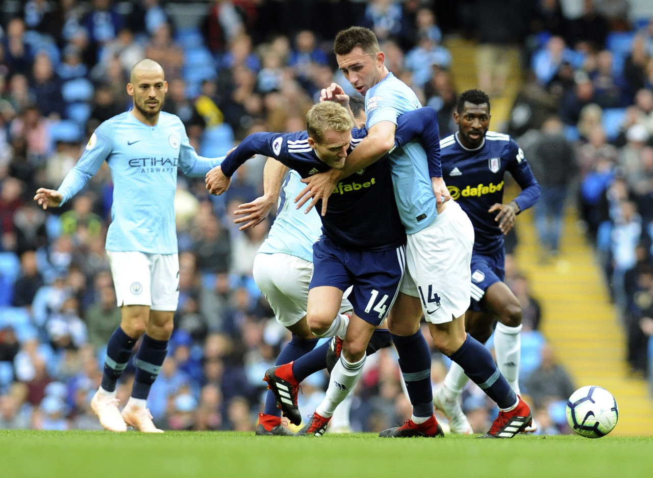 德雷森：在南看台燃放烟火的行为不可接受，部分球迷将被禁入（德雷森：南看台燃放烟火绝不容忍，涉事球迷将被禁止入场）