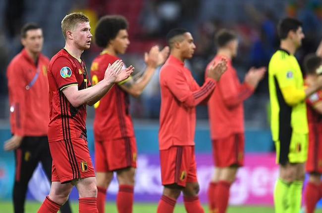 NBA：湖人险胜火箭 詹姆斯砍下38分（詹姆斯38分助湖人险胜火箭）