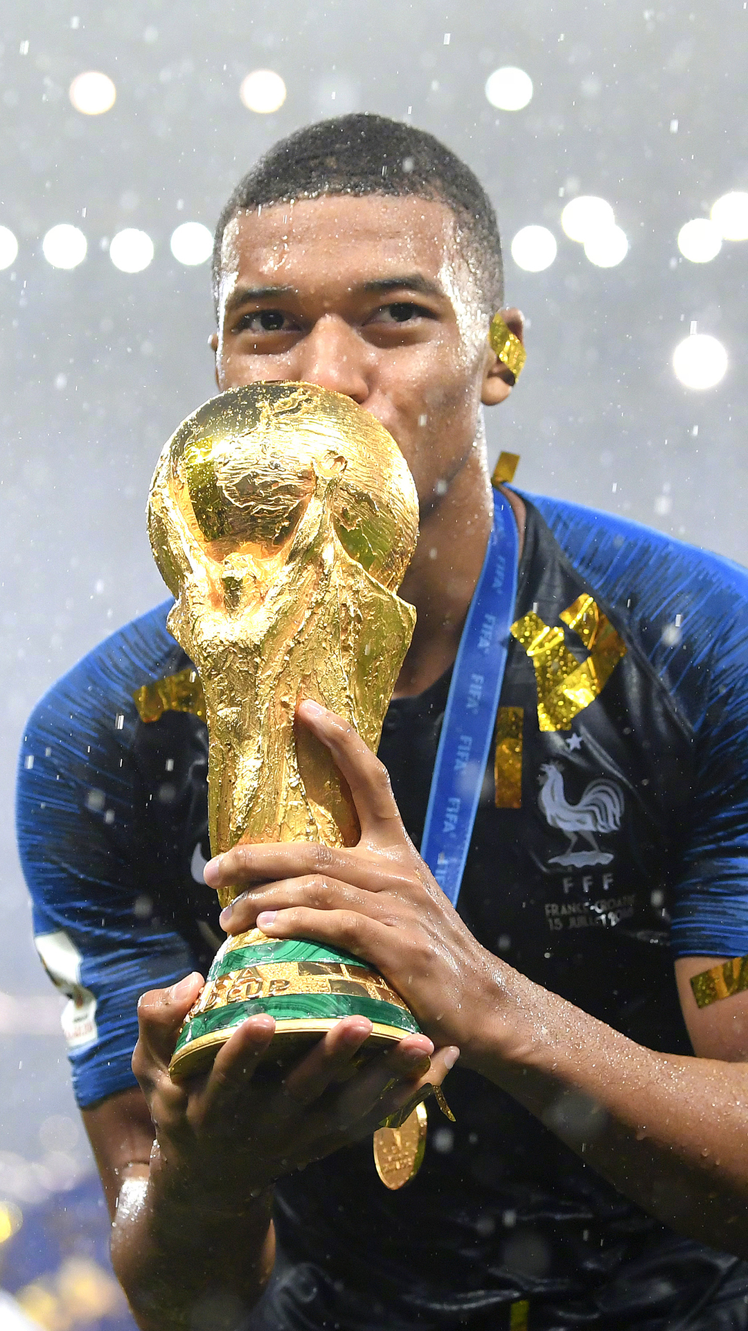 记者：海港今日上午启程前往泰国；本轮亚冠并非没有拿分机会（记者：海港今日上午出发赴泰，本轮亚冠仍有拿分空间）